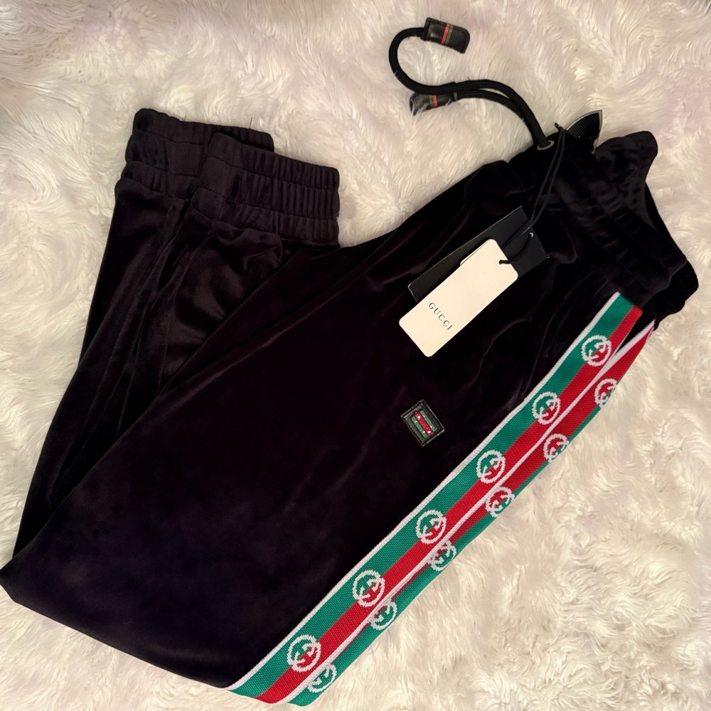 GUCCI Super Runway GG Logo Chenille Velour black Jogging Tracksuit Pant 2025